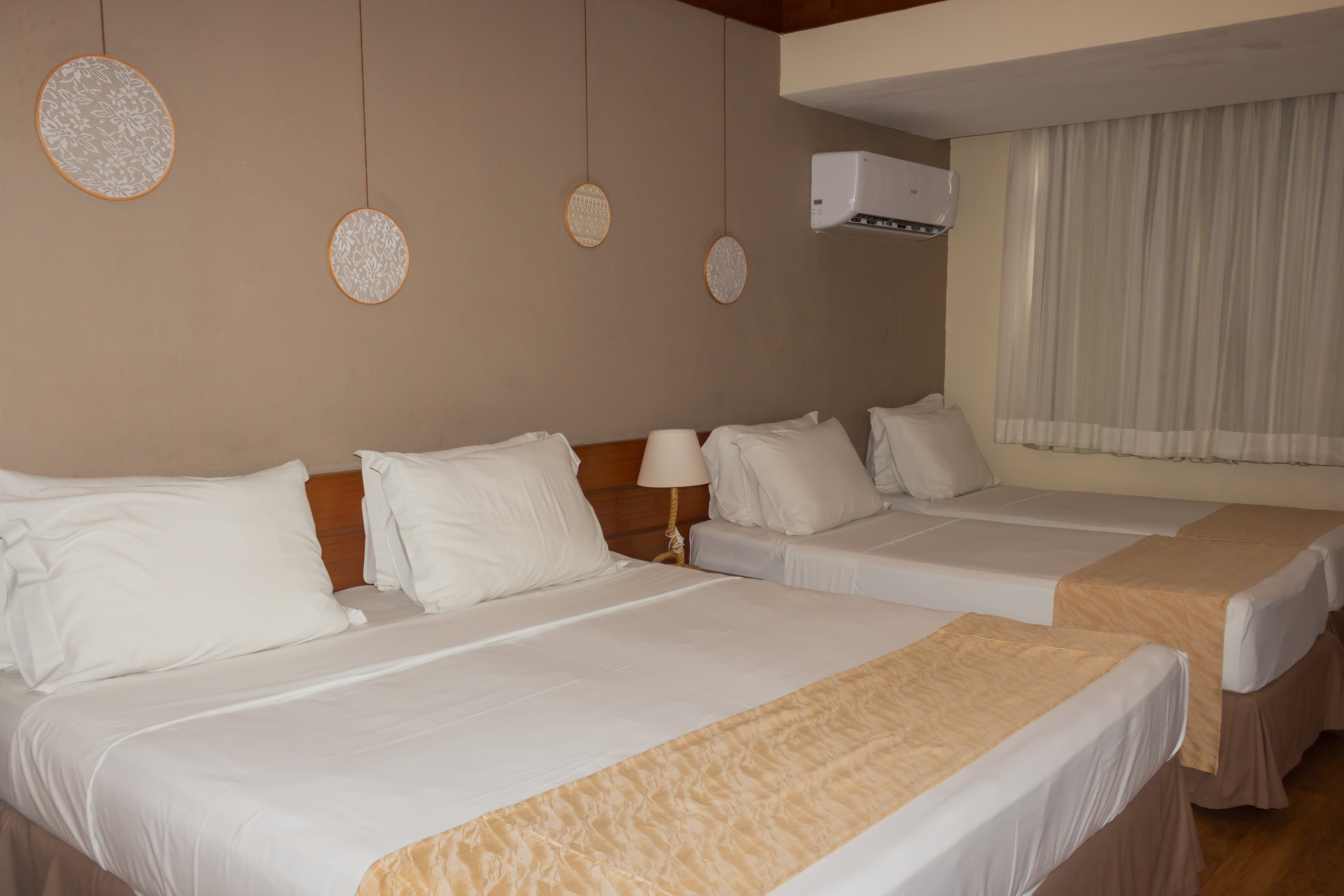 Standard Quádruplo - Foto 1